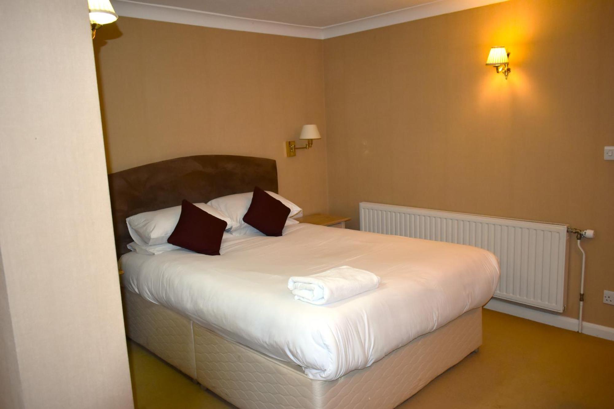 Donington Manor Hotel Касъл Донингтън Екстериор снимка