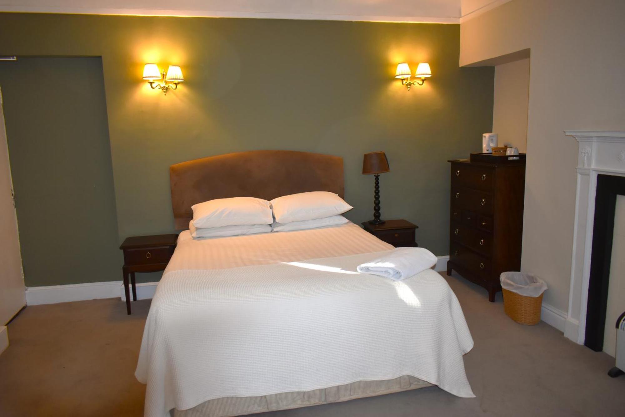 Donington Manor Hotel Касъл Донингтън Екстериор снимка