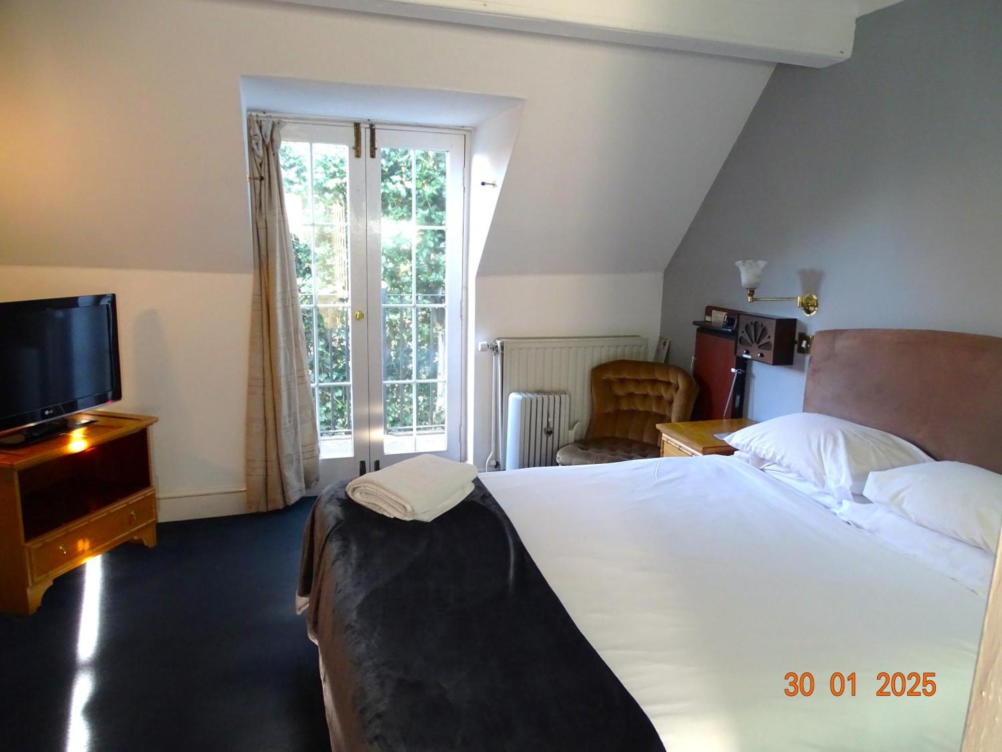 Donington Manor Hotel Касъл Донингтън Екстериор снимка