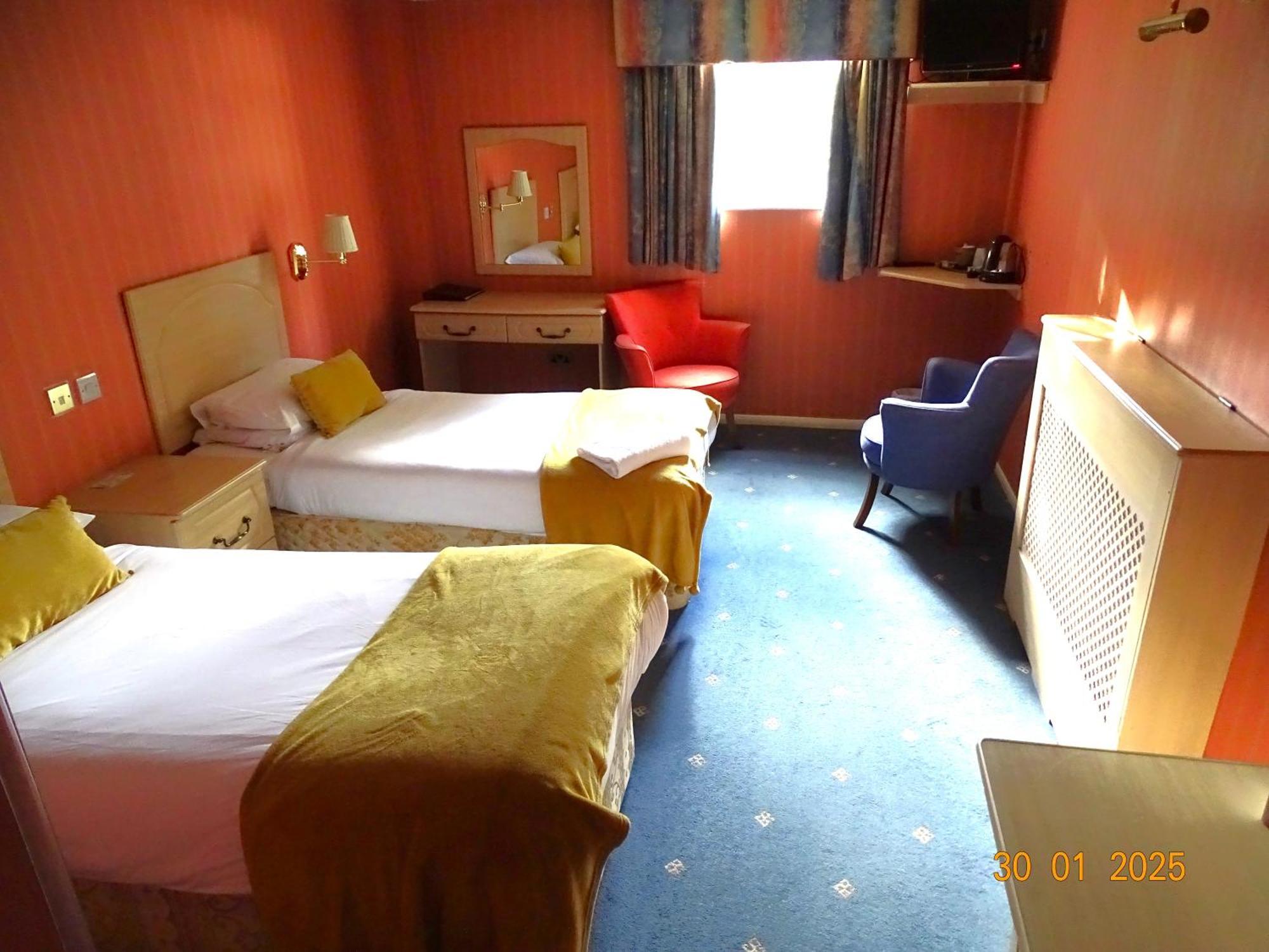 Donington Manor Hotel Касъл Донингтън Екстериор снимка
