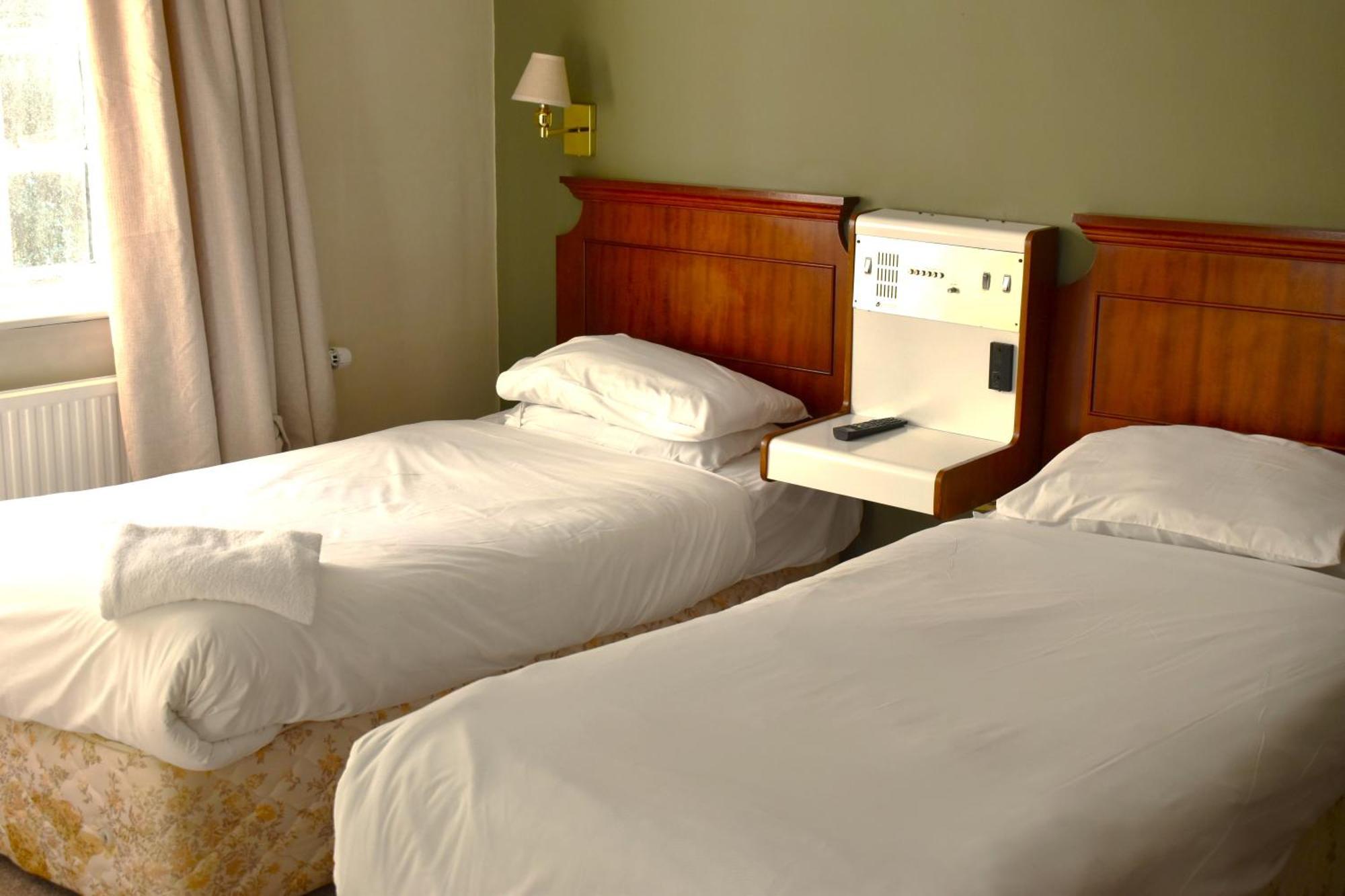Donington Manor Hotel Касъл Донингтън Екстериор снимка